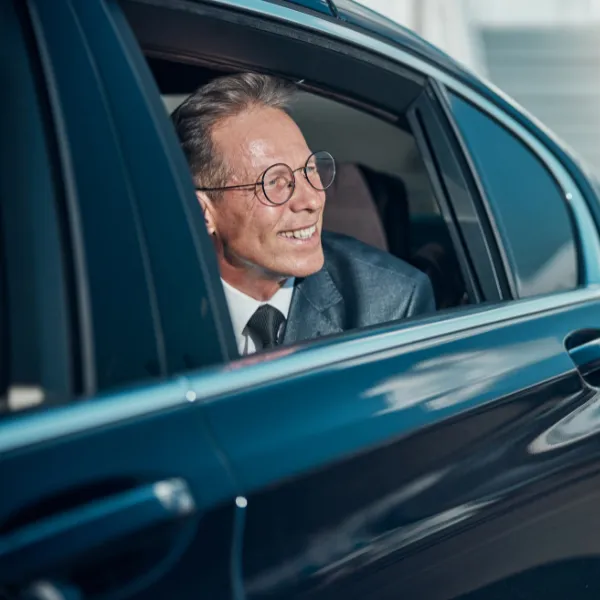 chauffeur vtc business pour entreprise a brignoles